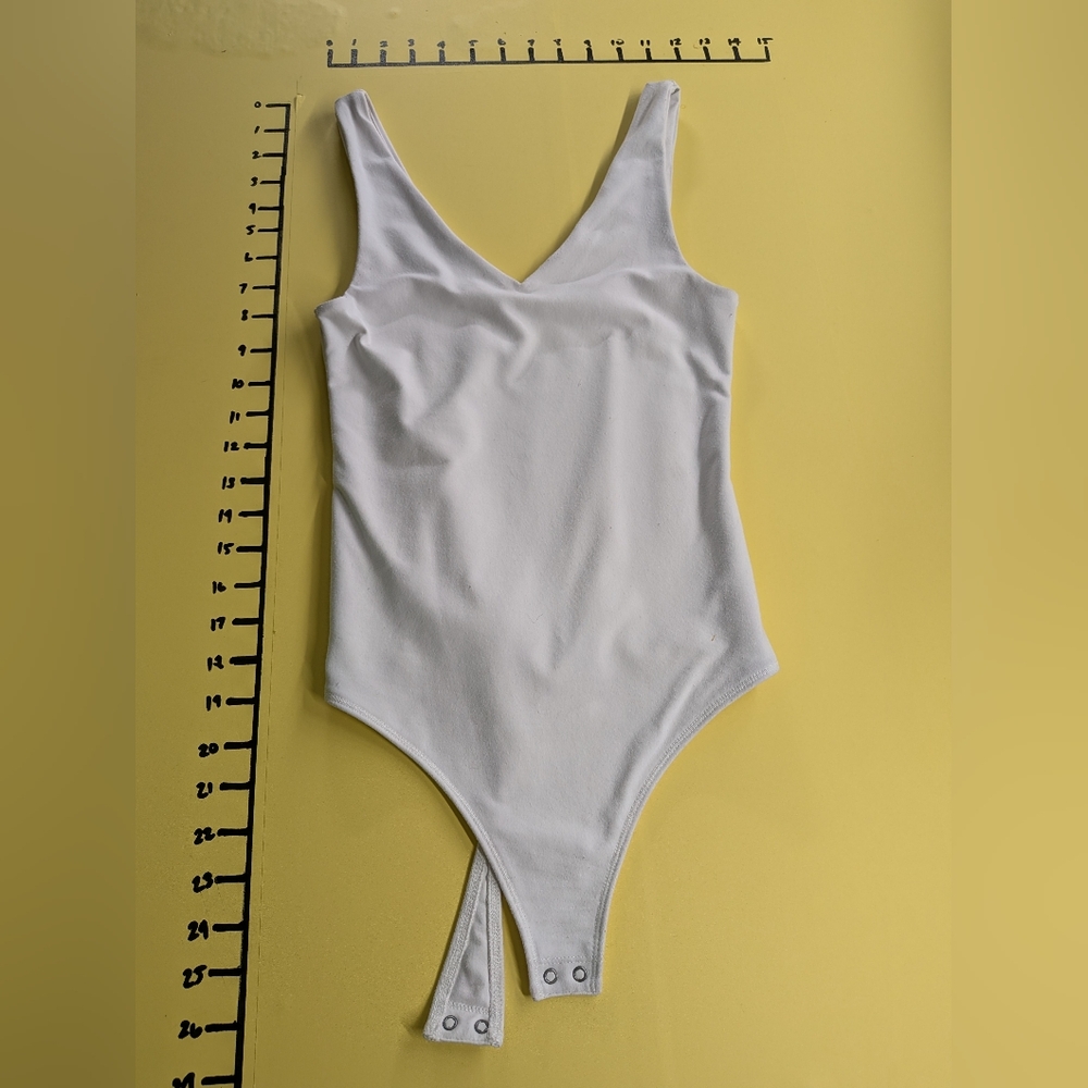 Abercrombie & Fitch White Women's Bodysuit